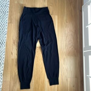 Lululemon NWOT Align joggers high rise size 4